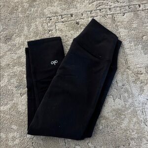 ALO Black Leggings